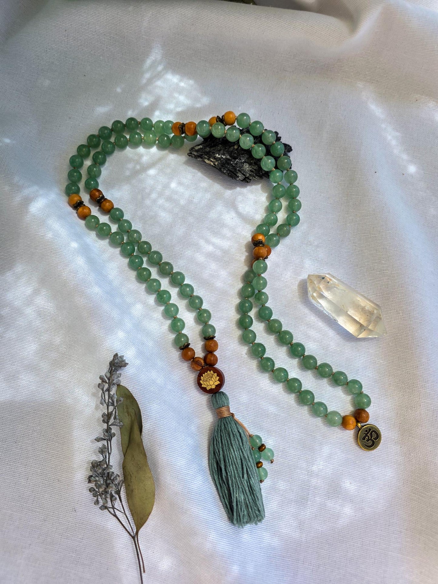 Green Aventurine & Tulsi Wood Mala: Reiki-Infused Meditation Beads